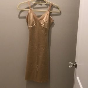 Spanx shape wear slip